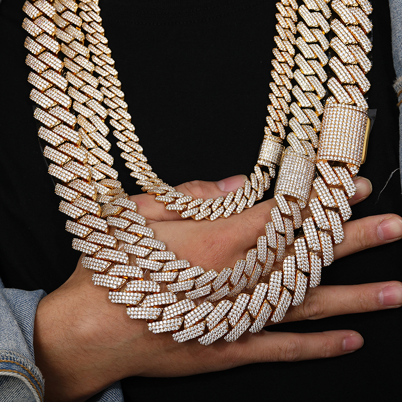 Looking to buy a Cuban Link Chain:  What you need to know Know This Before You Buy it.